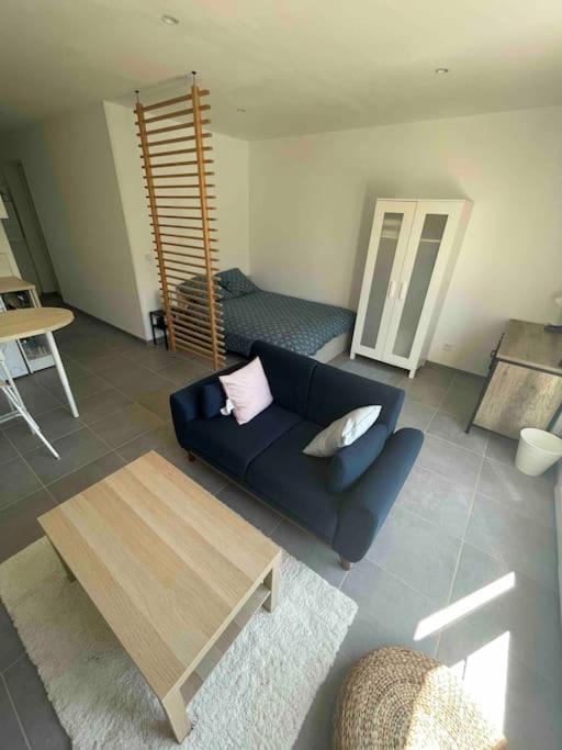 Meuble Kenaya 29m2. Apartamento Saint-Étienne-du-Rouvray